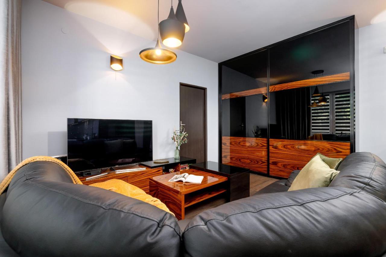 Stylish Korfantego Apartment Next To Spodek By Noclegi Renters Kattowitz Exterior foto